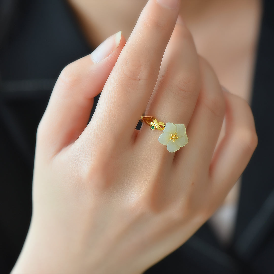 S925 Sterling Silver Nephrite Jade Five-Petal Flower Ring with Zirconia