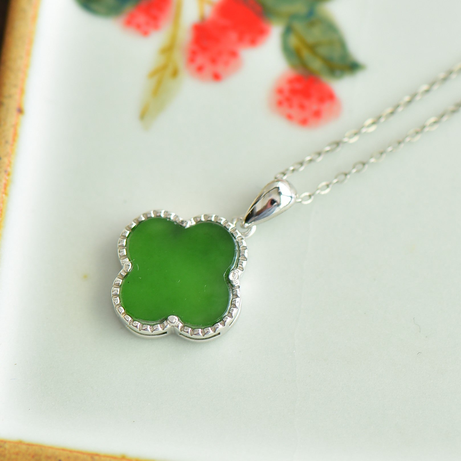S925_Sterling_Silver_Hetian_Jasper_Pendant_Clover_1