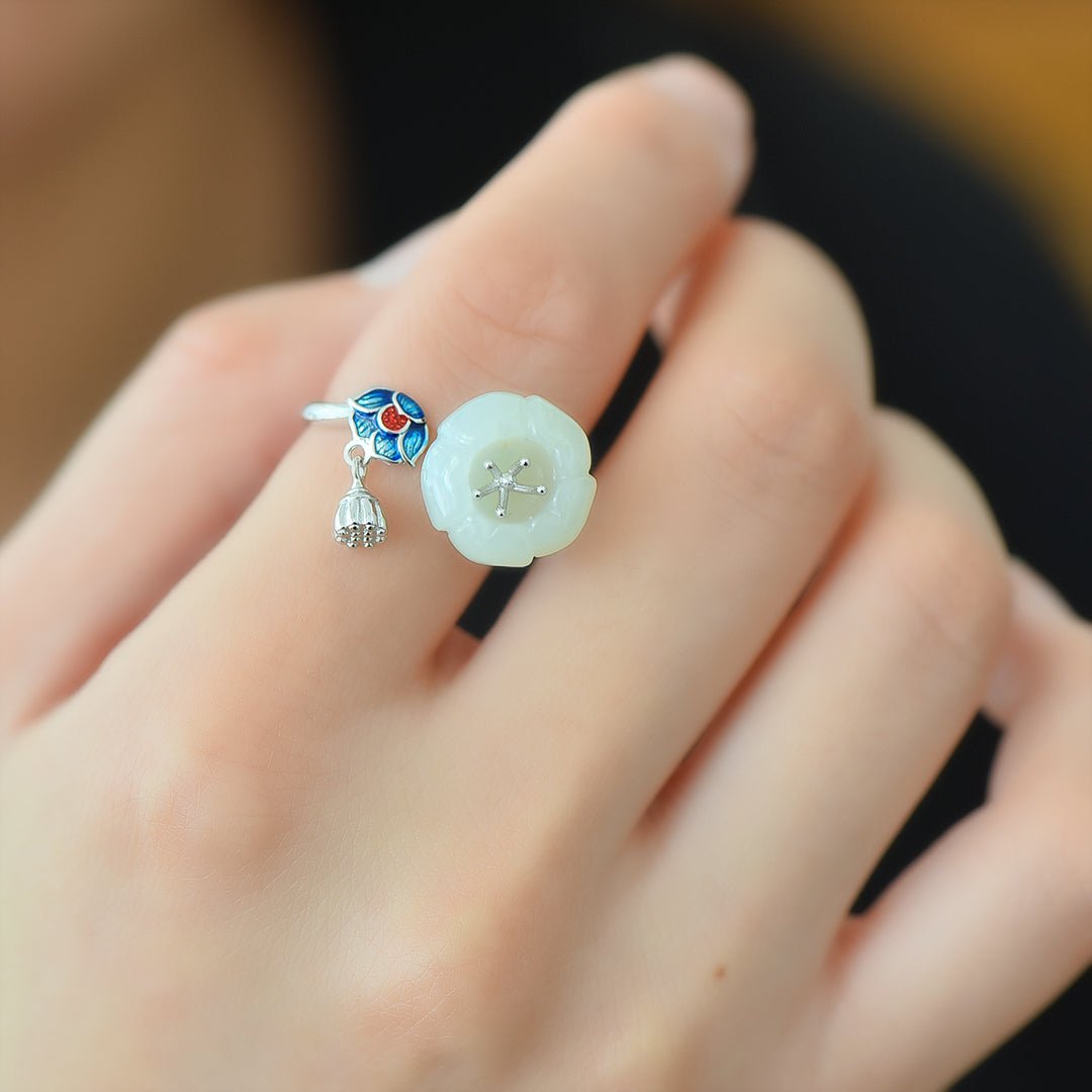 S925 Silver Nephrite Jade Lotus Ring - Elegant Artisan Style