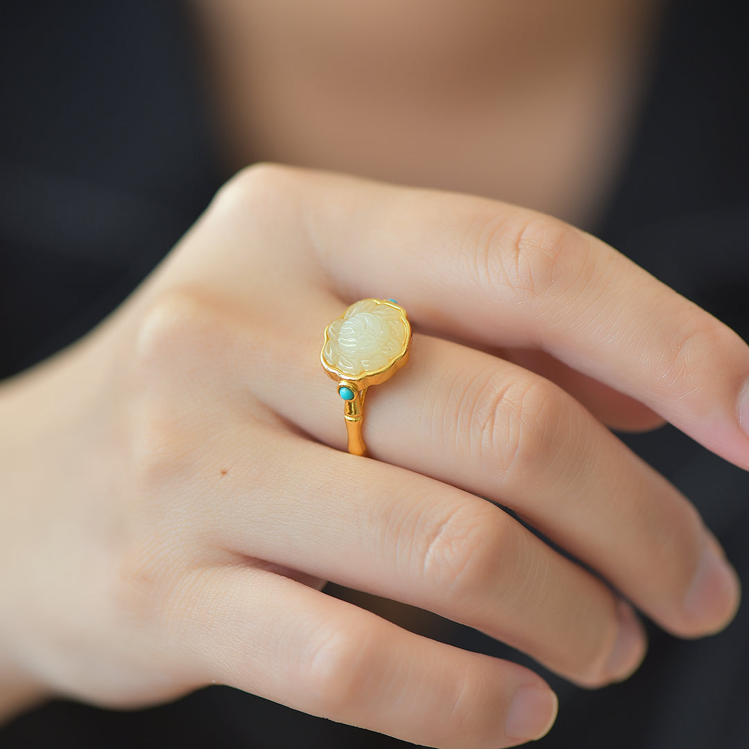 S925 Silver Nephrite Jade Lotus Ruyi Ring - Elegant Style