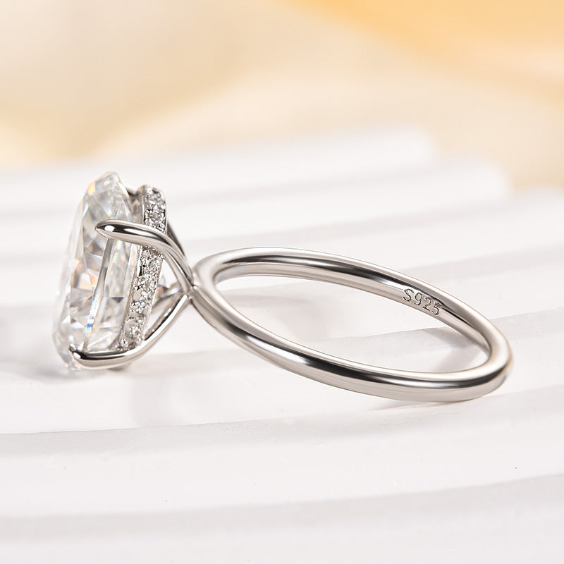 Classic 4.5Ct Solitaire Oval Cut Hidden Halo Engagement Ring In Sterling Silver