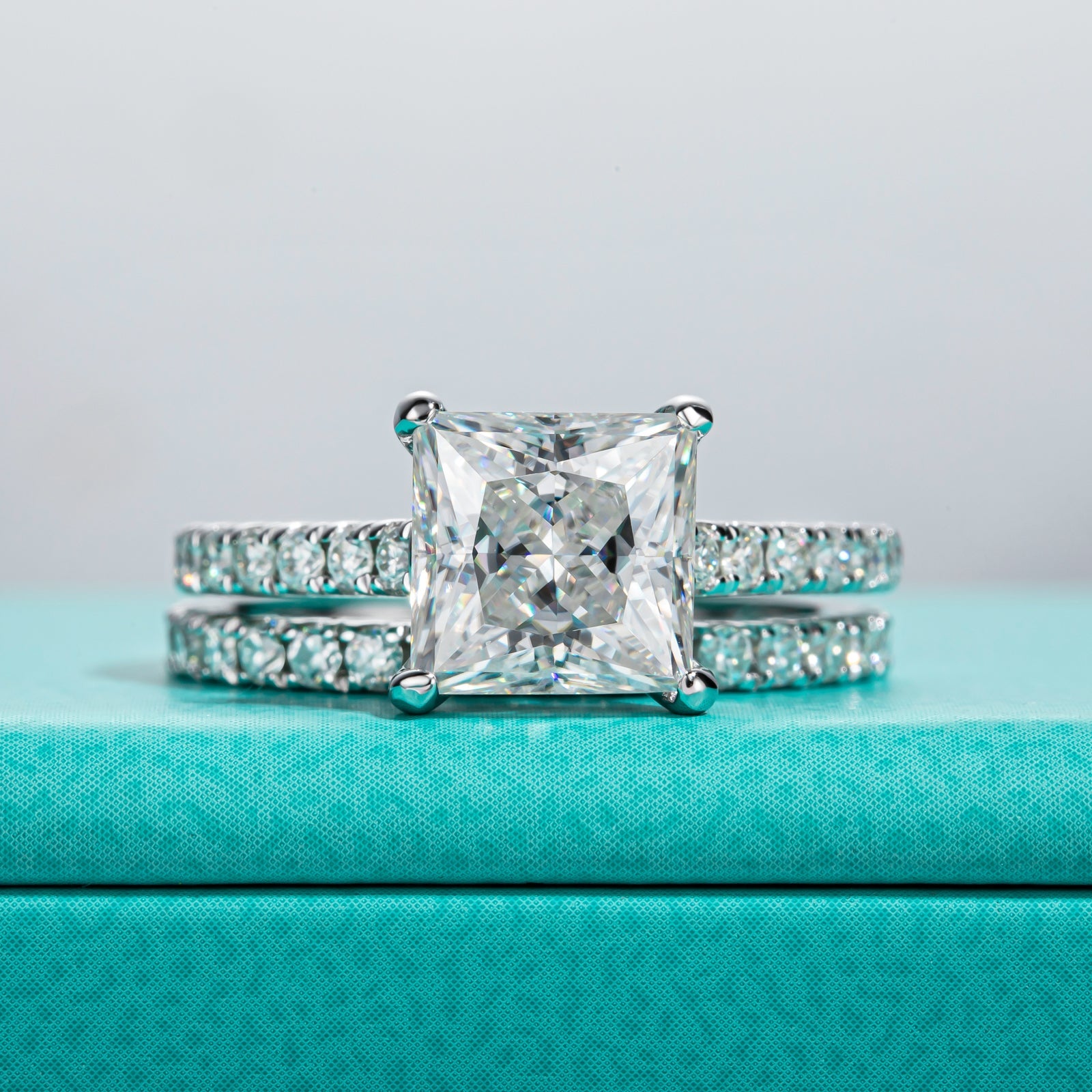 Princess Cut Moissanite Engagement Ring Bridal Set (4 cttw)