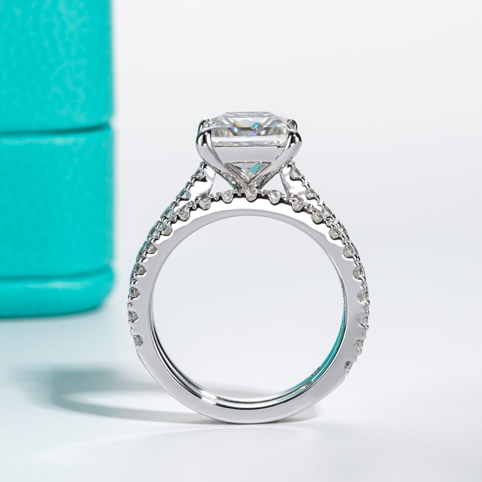 Princess Cut Moissanite Engagement Ring Bridal Set (4 cttw)