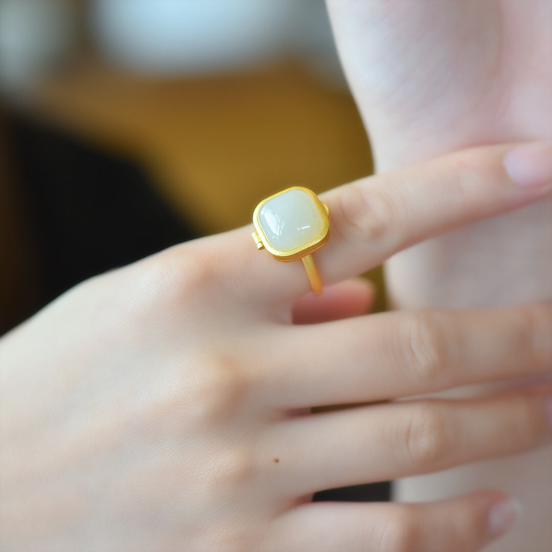 S925 Silver Nephrite Jade Sachet Box Ring - Unique Design
