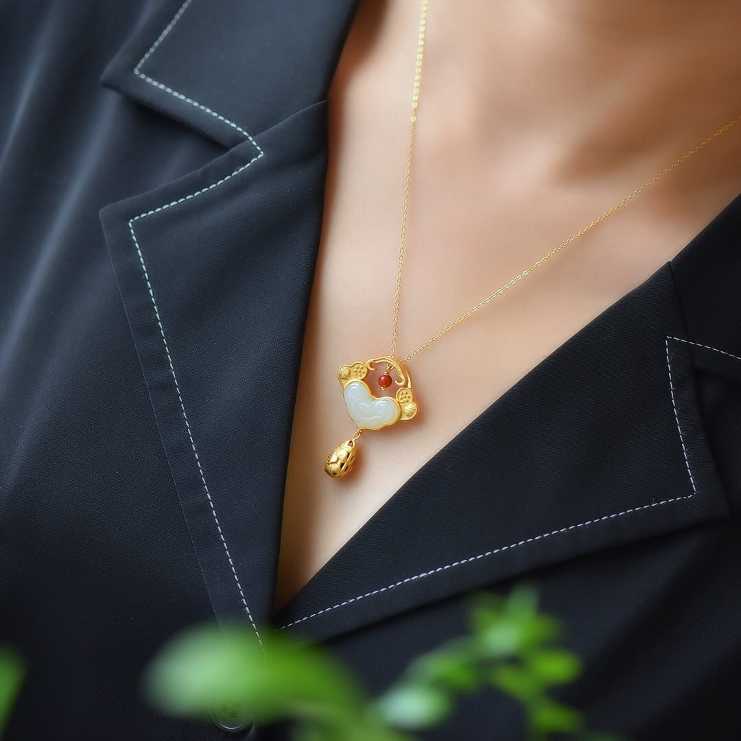 S925_Sterling_Silver_Hetian_Jade_Ruyi_Pendant_4