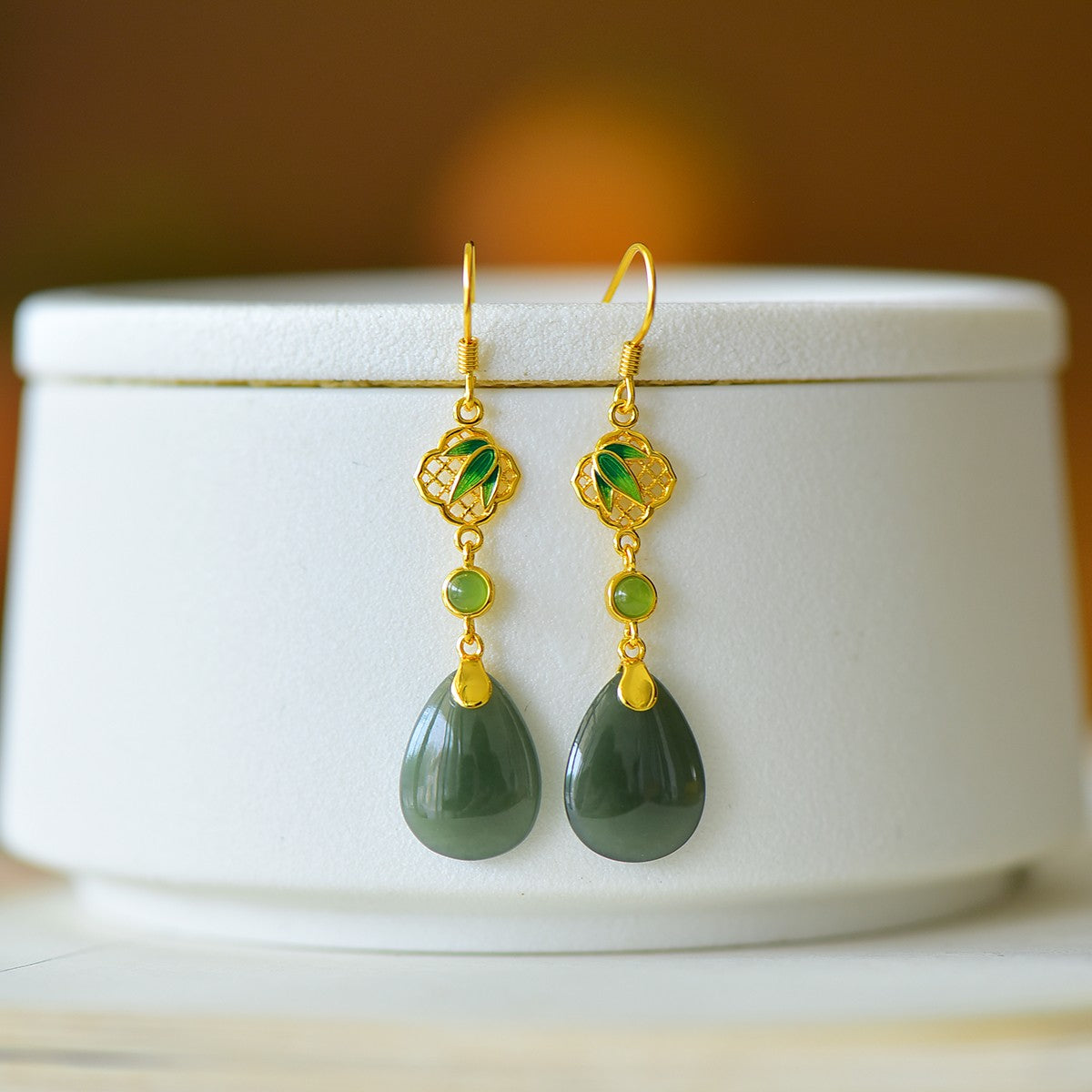 925_Silver_Q_Nephrite_Earrings_Simple