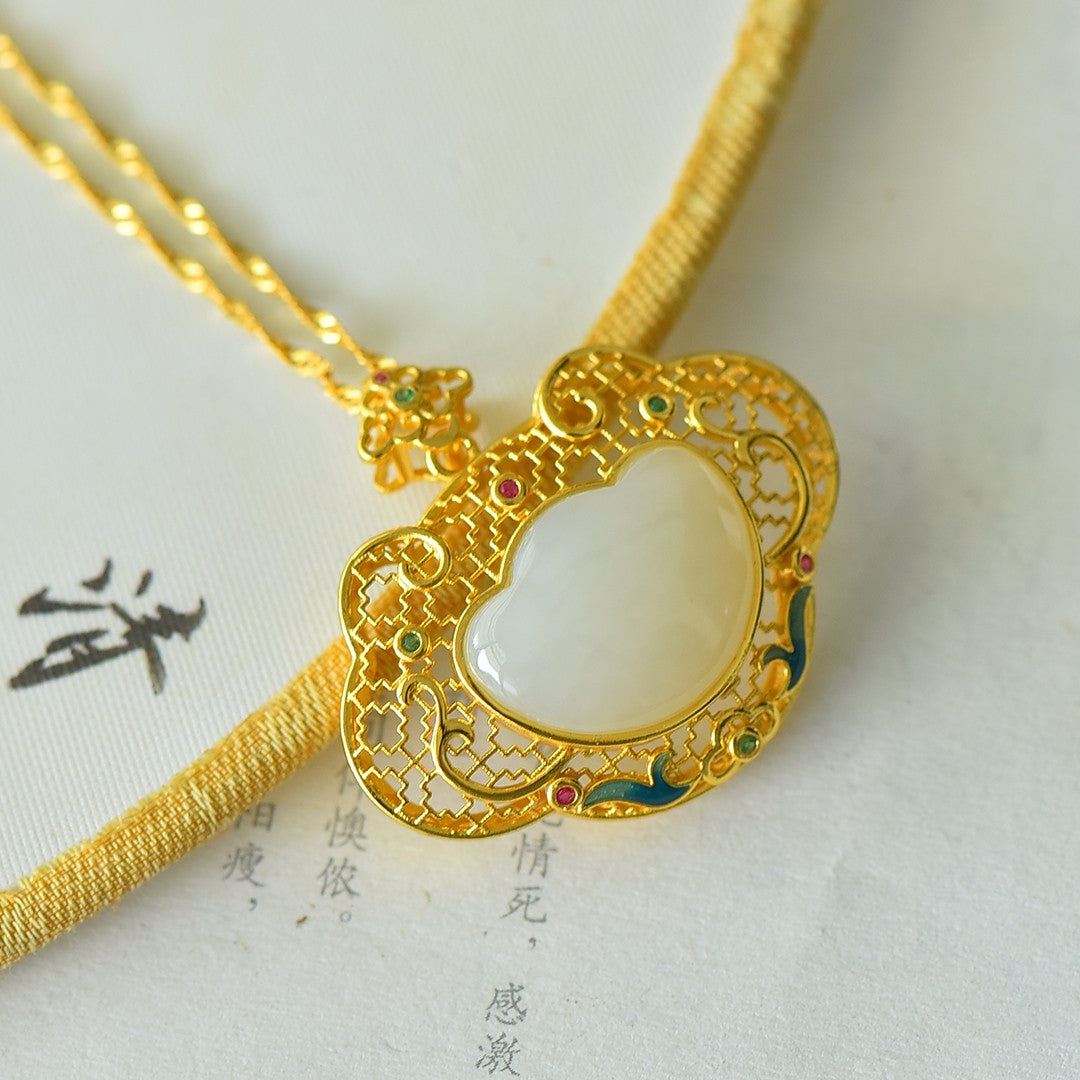 S925_Sterling_Silver_Hetian_Jade_Ruyi_Pendant_1