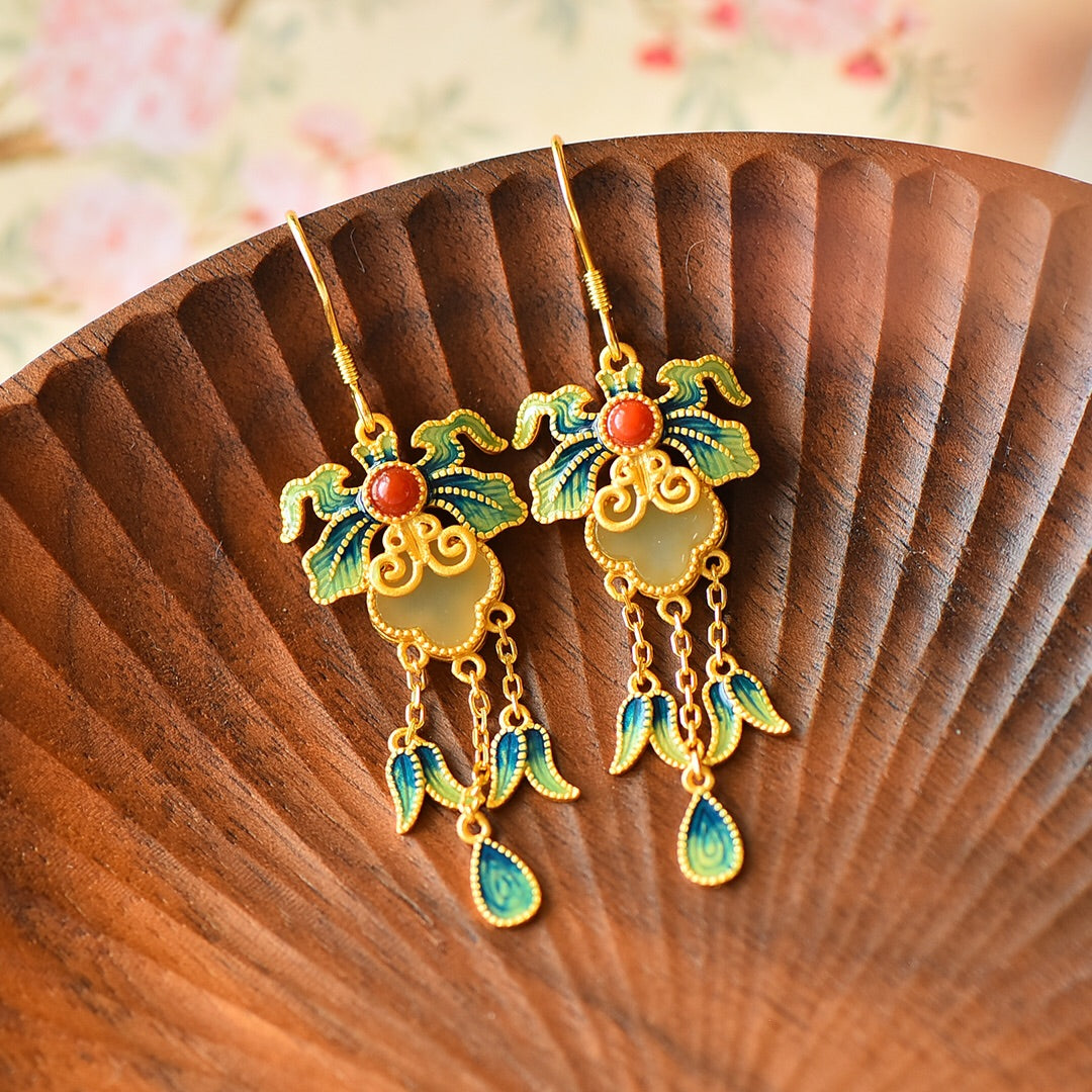 925_Silver_Yt_Nephrite_Earrings_137