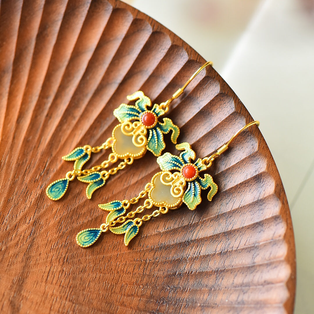 925_Silver_Yt_Nephrite_Earrings_137