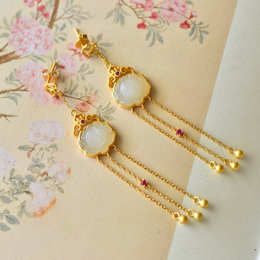 925_Silver_Yt_Nephrite_Earrings