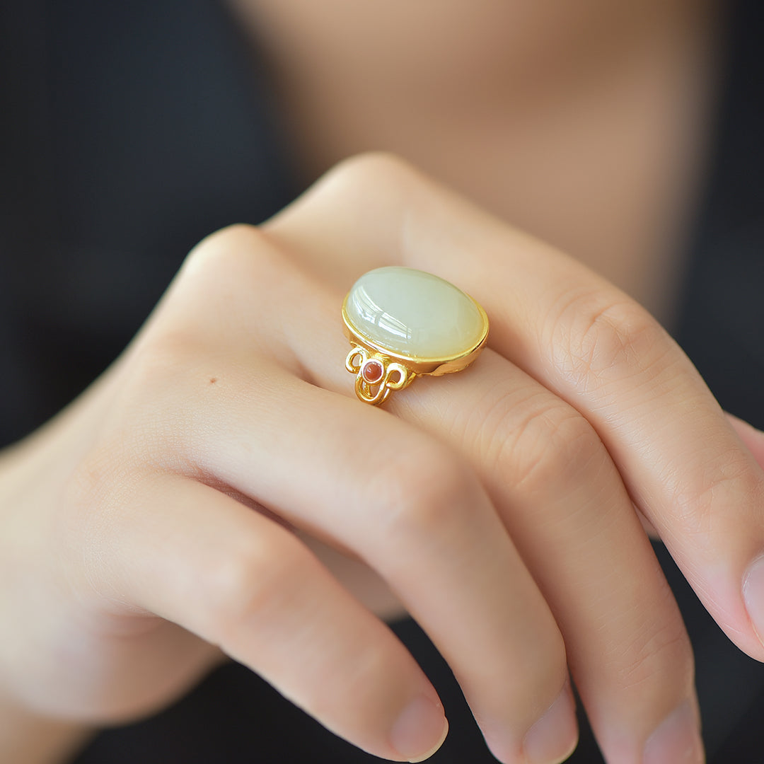 S925 Silver Nephrite Jade Ruyi Cabochon Ring - Elegant Style