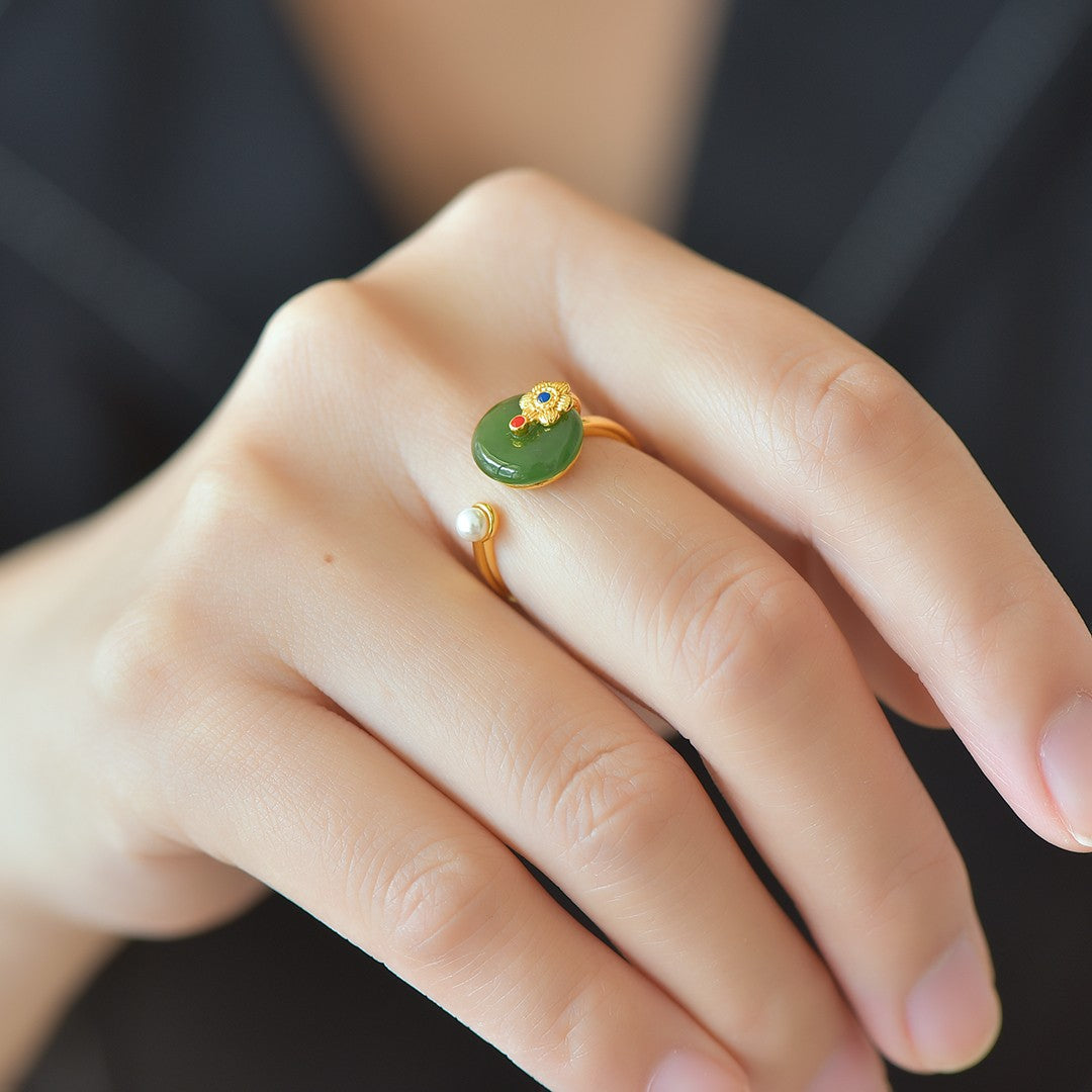 S925 Silver Nephrite Green Jade Peace & Joy Buckle Ring