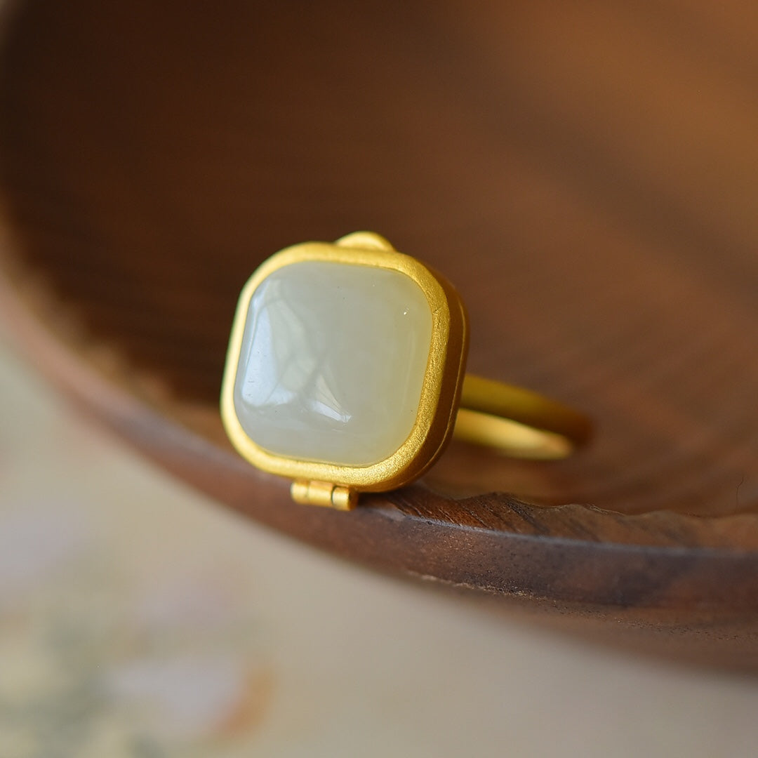S925 Silver Nephrite Jade Sachet Box Ring - Unique Design
