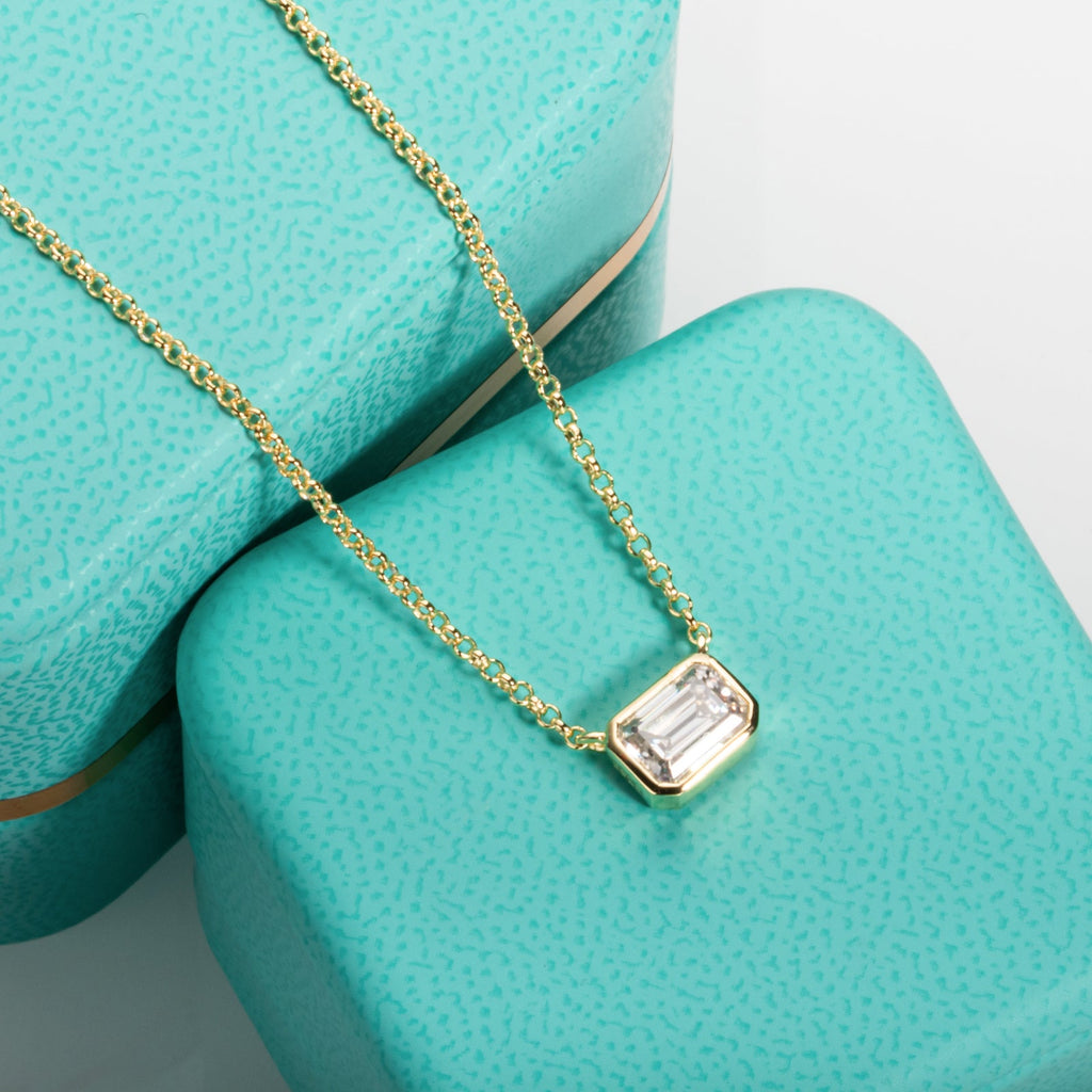 Emerald Cut Moissanite Pendant Necklace (1 ct)