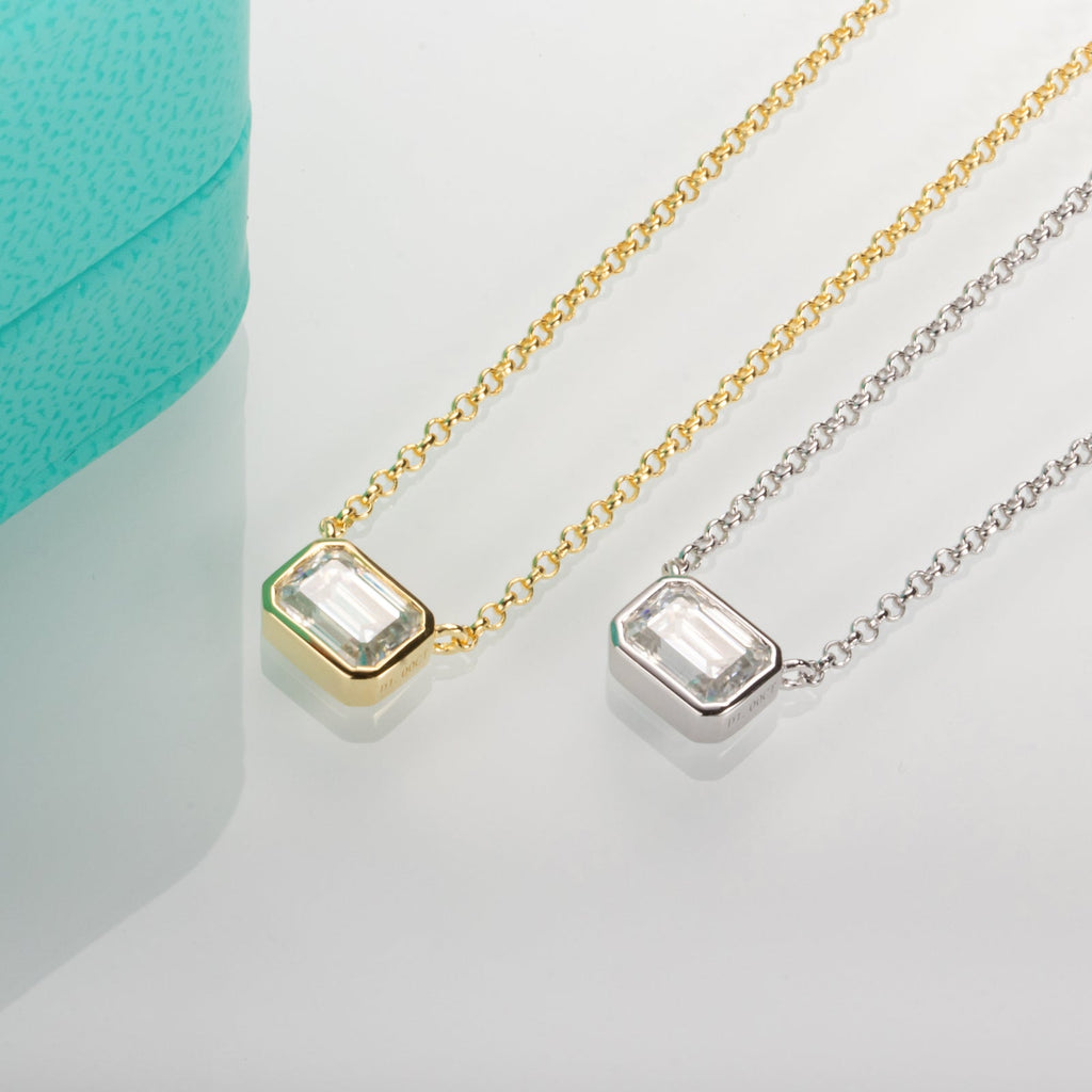 Emerald Cut Moissanite Pendant Necklace (1 ct)