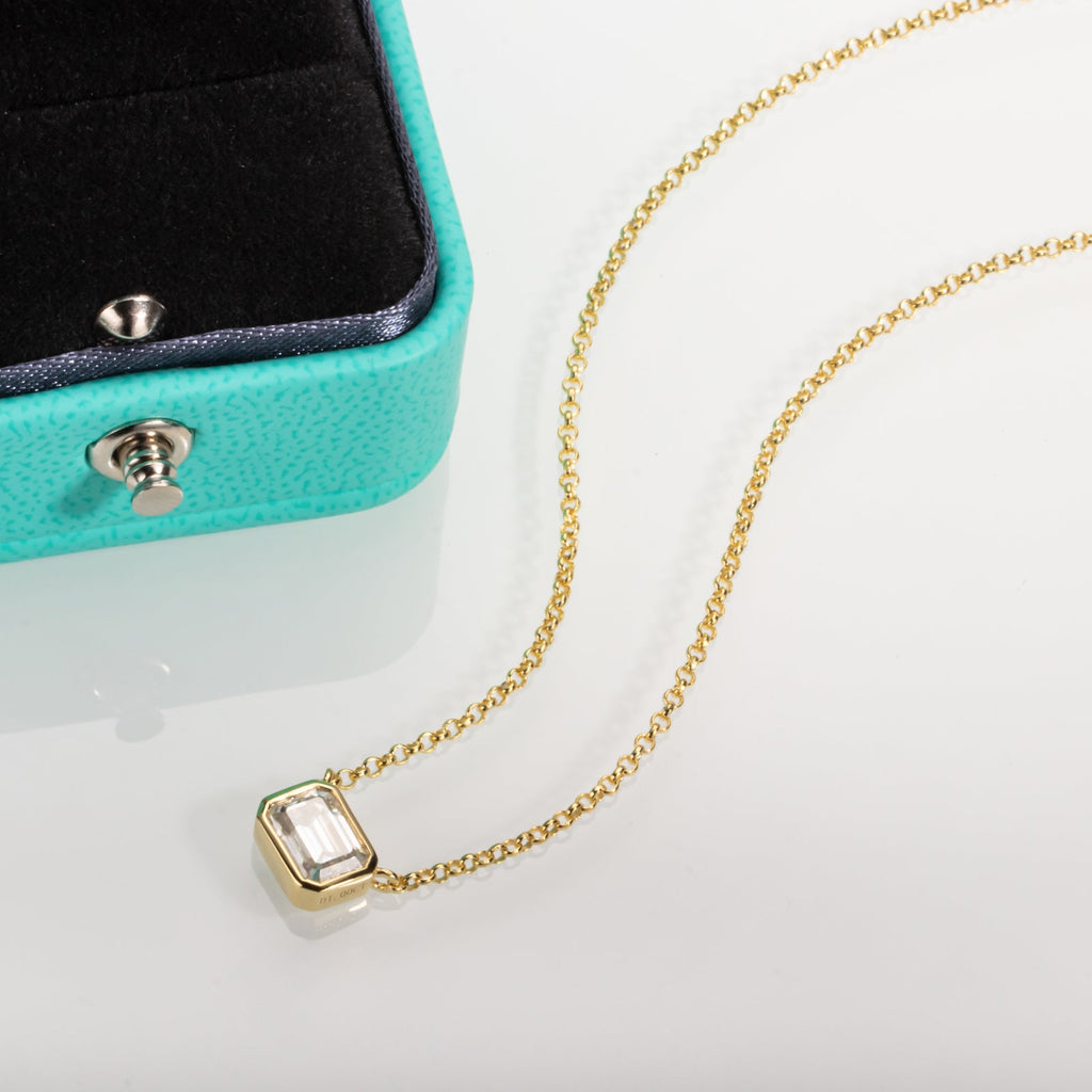 Emerald Cut Moissanite Pendant Necklace (1 ct)