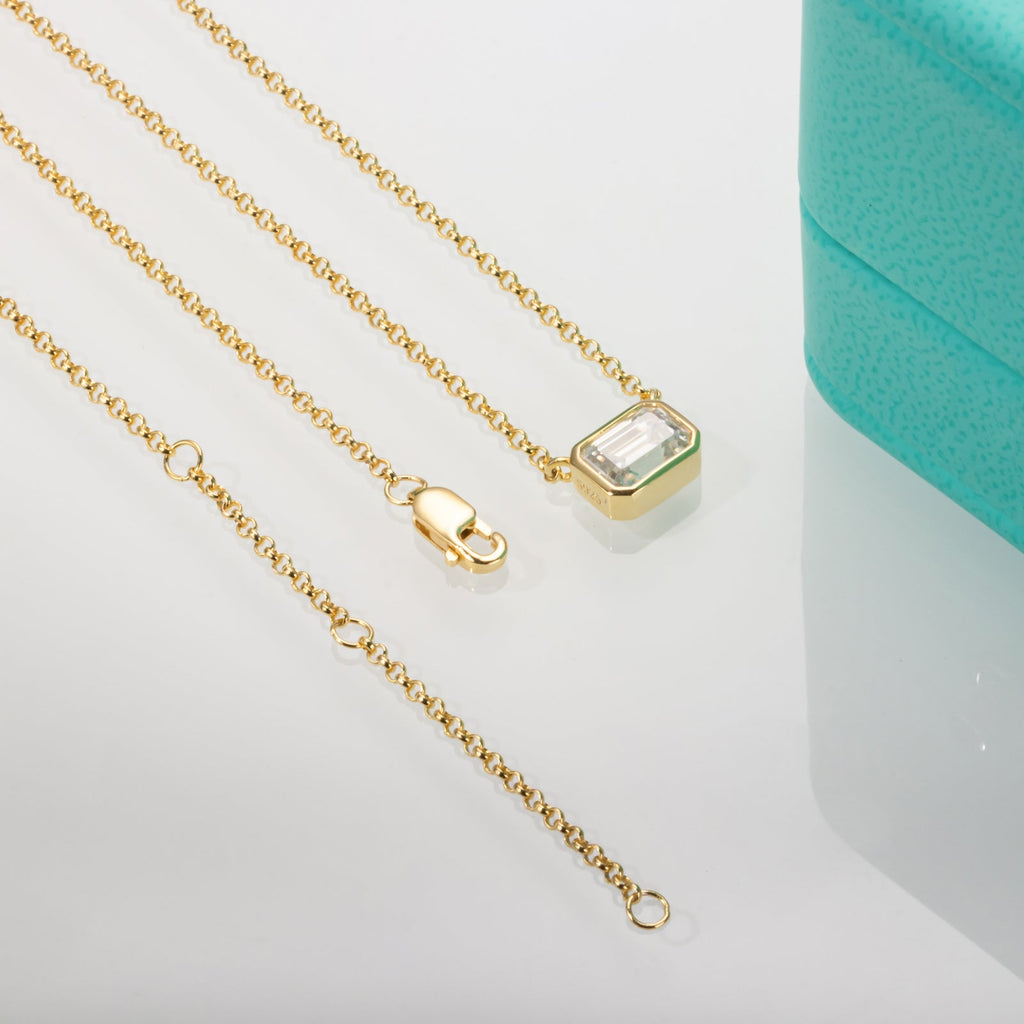 Emerald Cut Moissanite Pendant Necklace (1 ct)