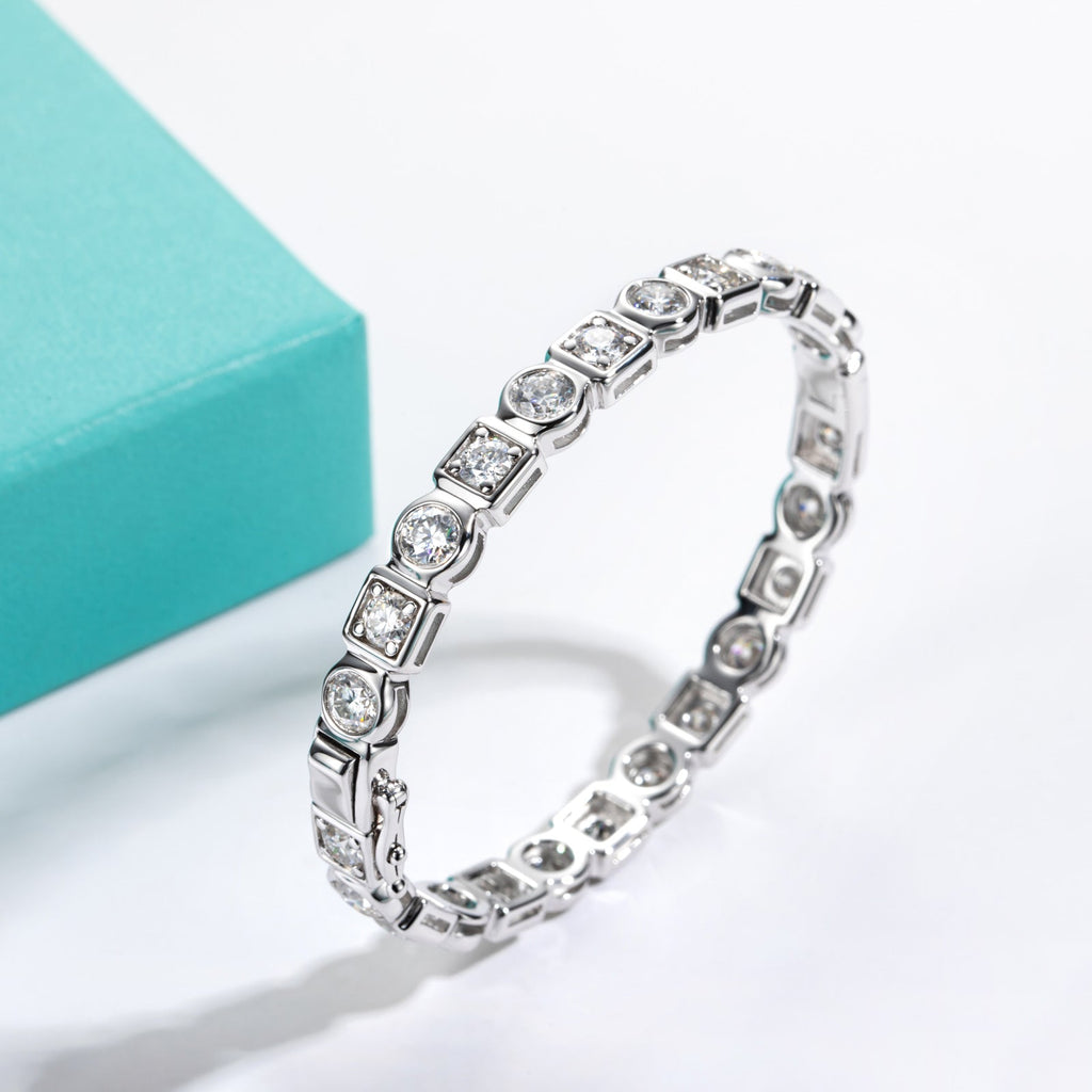 Round Cut Bezel Set Moissanite Tennis Bracelet (8.0-10.4 cttw)