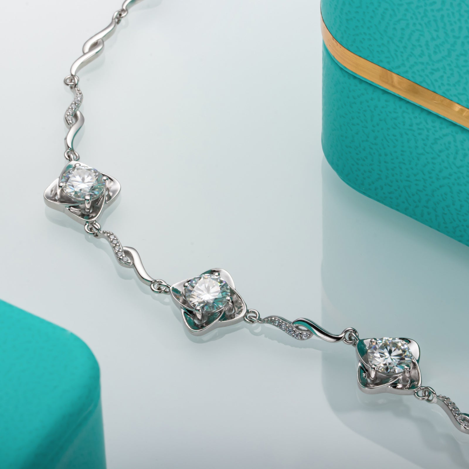 Moissanite Pinwheel Twisted Silver Adjustable Bracelet