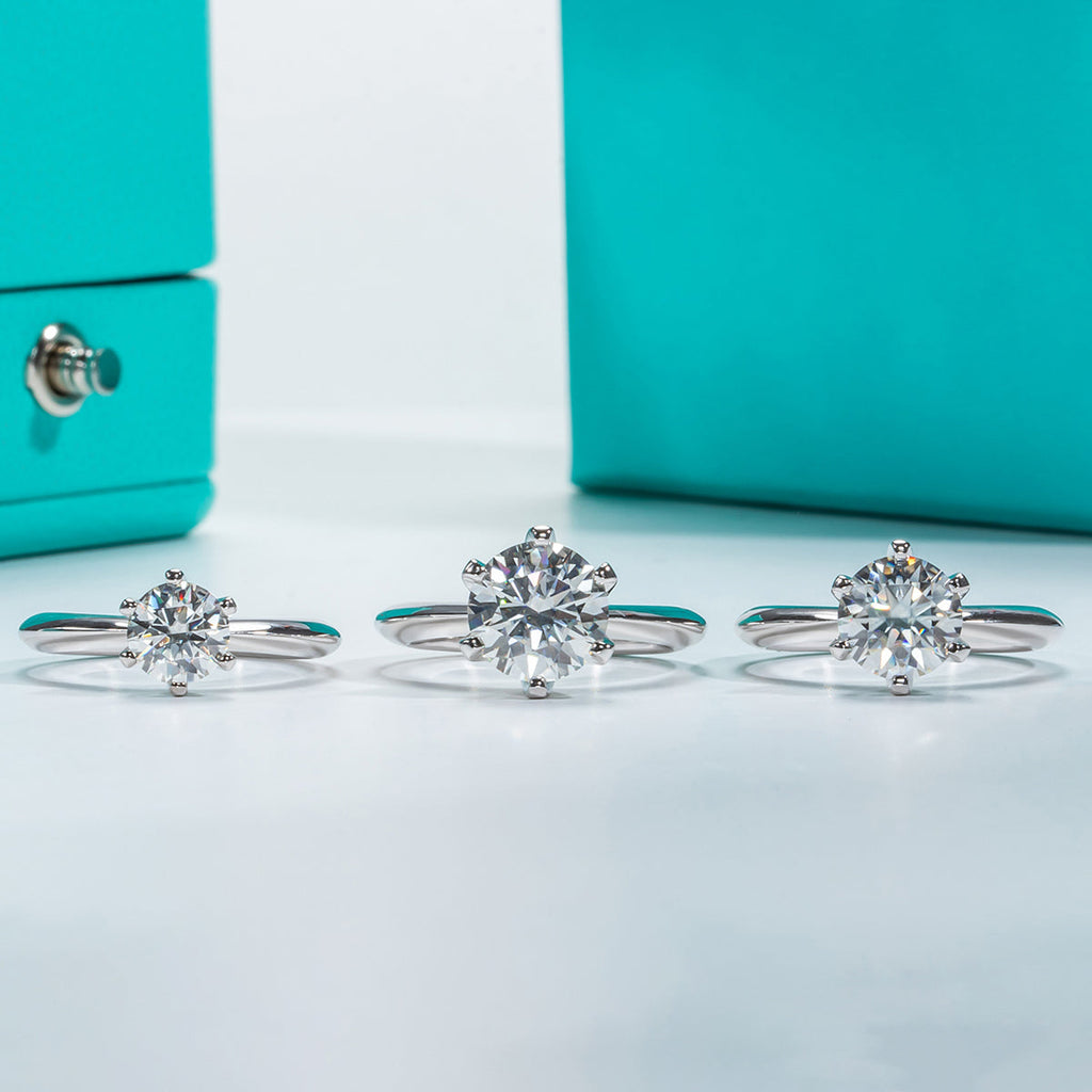 Round Cut Moissanite Engagement Ring (0.5-5ct)