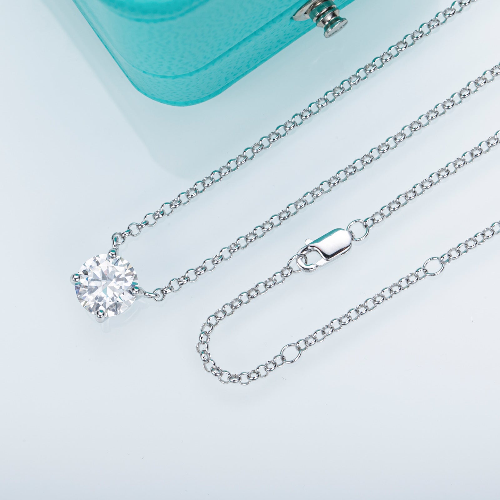 Round Cut Moissanite Pendant Necklace (1/2/3 ct)