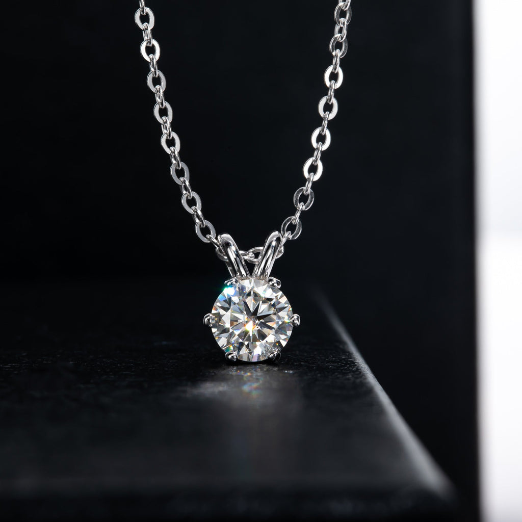 Round Cut Moissanite Pendant Necklace (1/3/5ct)