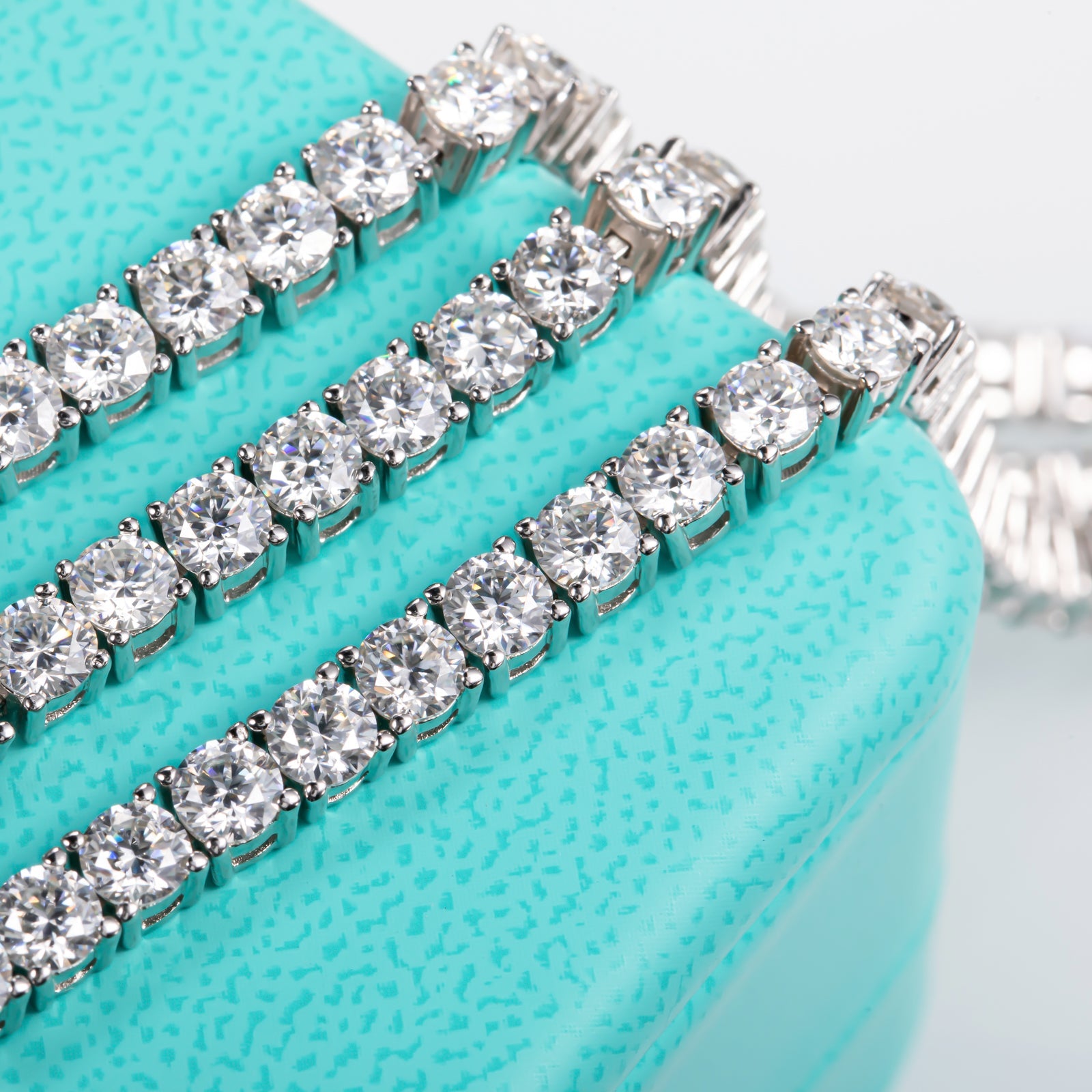 Moissanite Tennis Necklace (31.8-42.6 cttw)