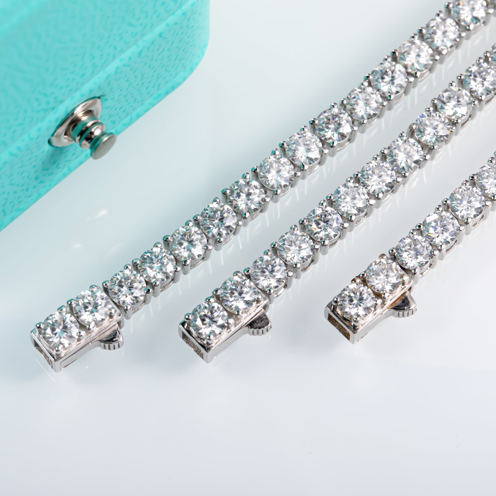 Moissanite Tennis Necklace (31.8-42.6 cttw)