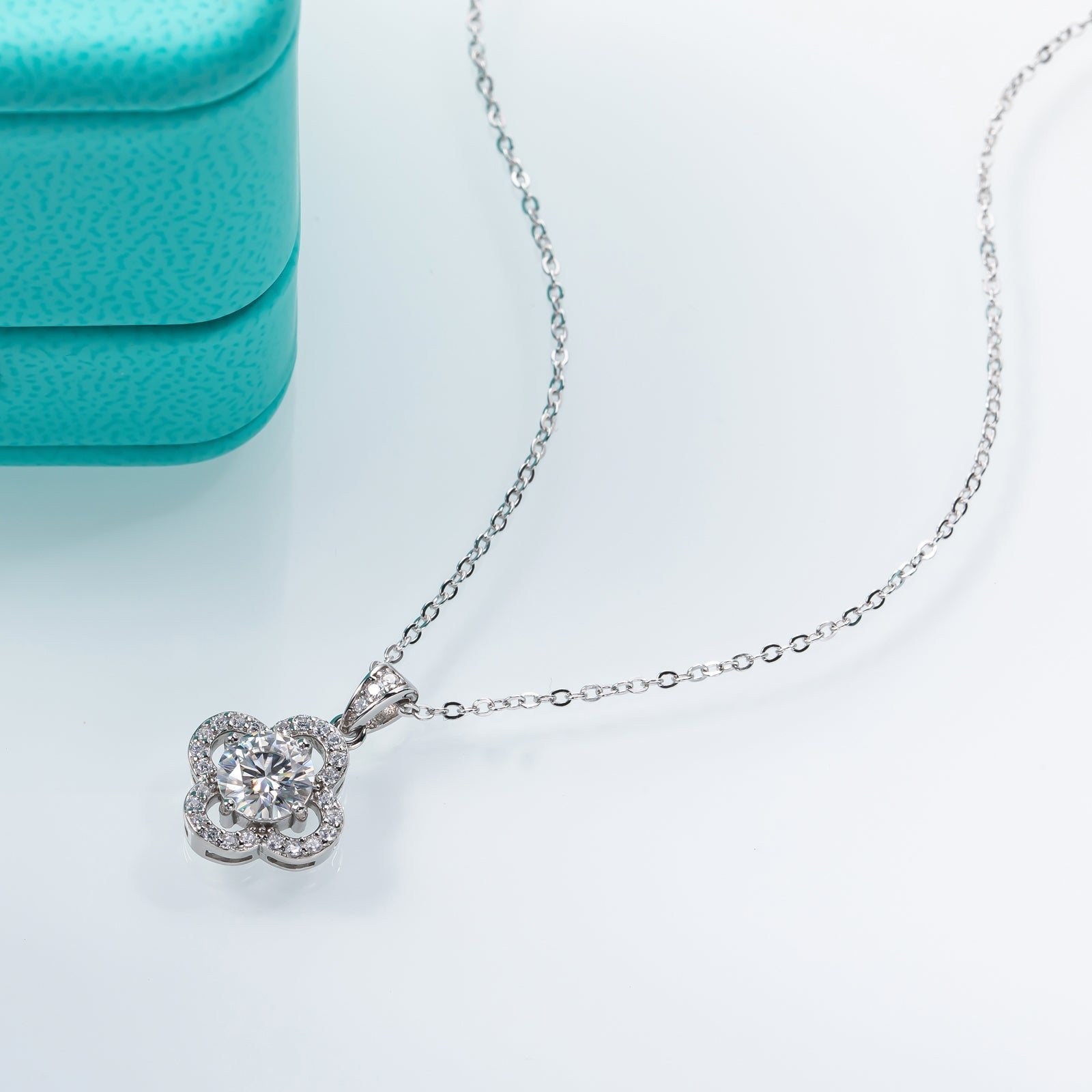 Moissanite Clover Pendant Lucky Necklace