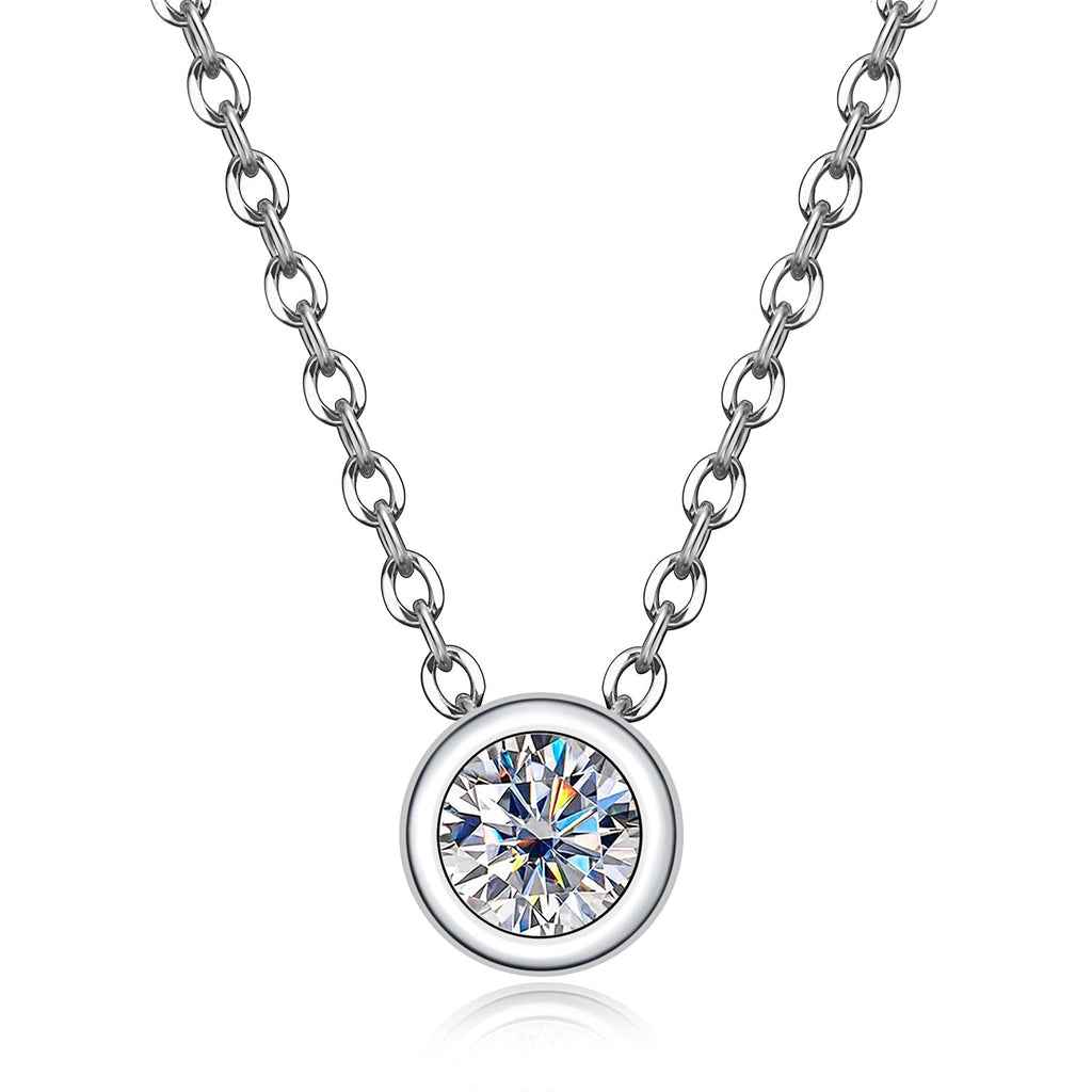 Round Cut Moissanite Pendant Necklace (0.3ct)