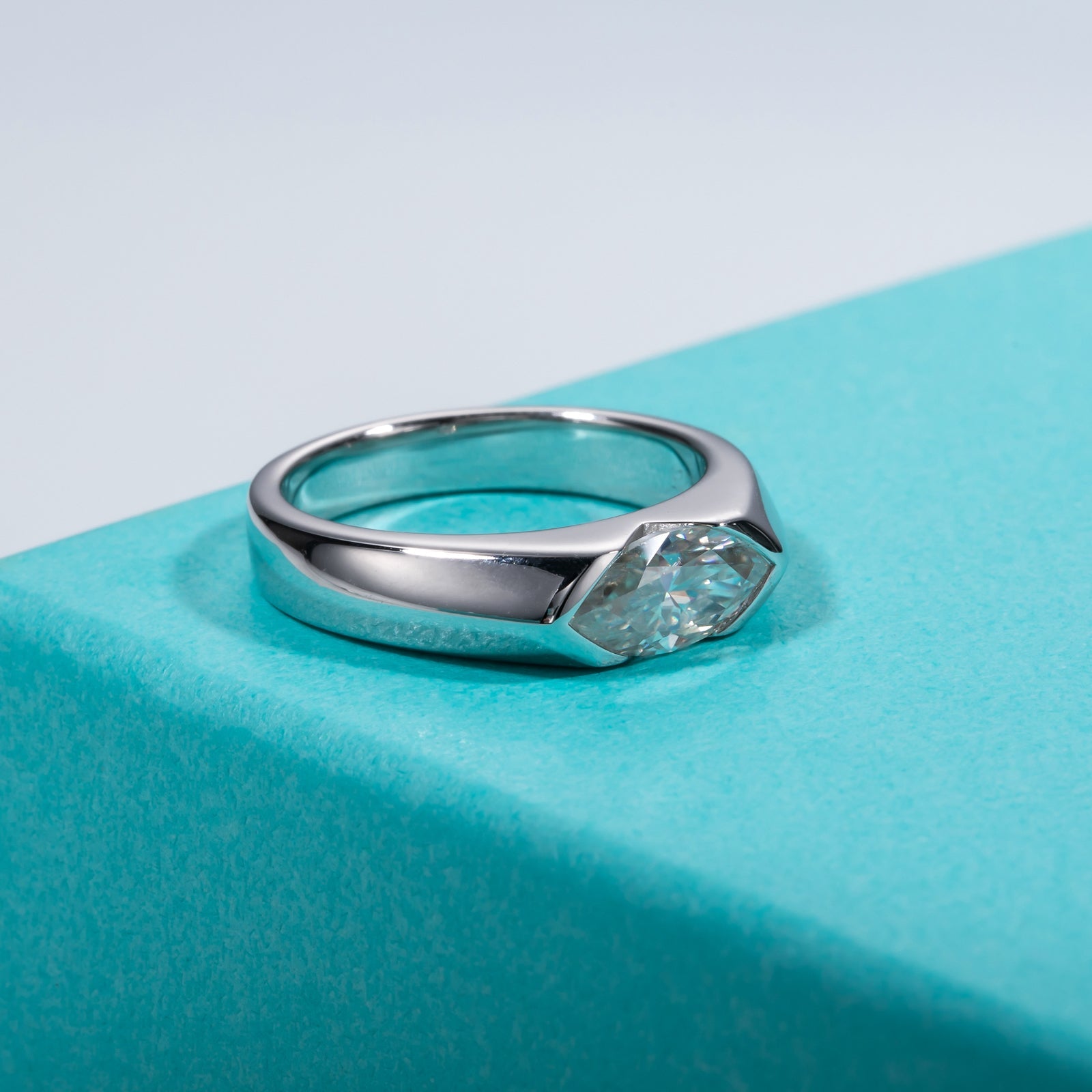 Marquise Cut Moissanite Men's Engagement Ring (1 ct)