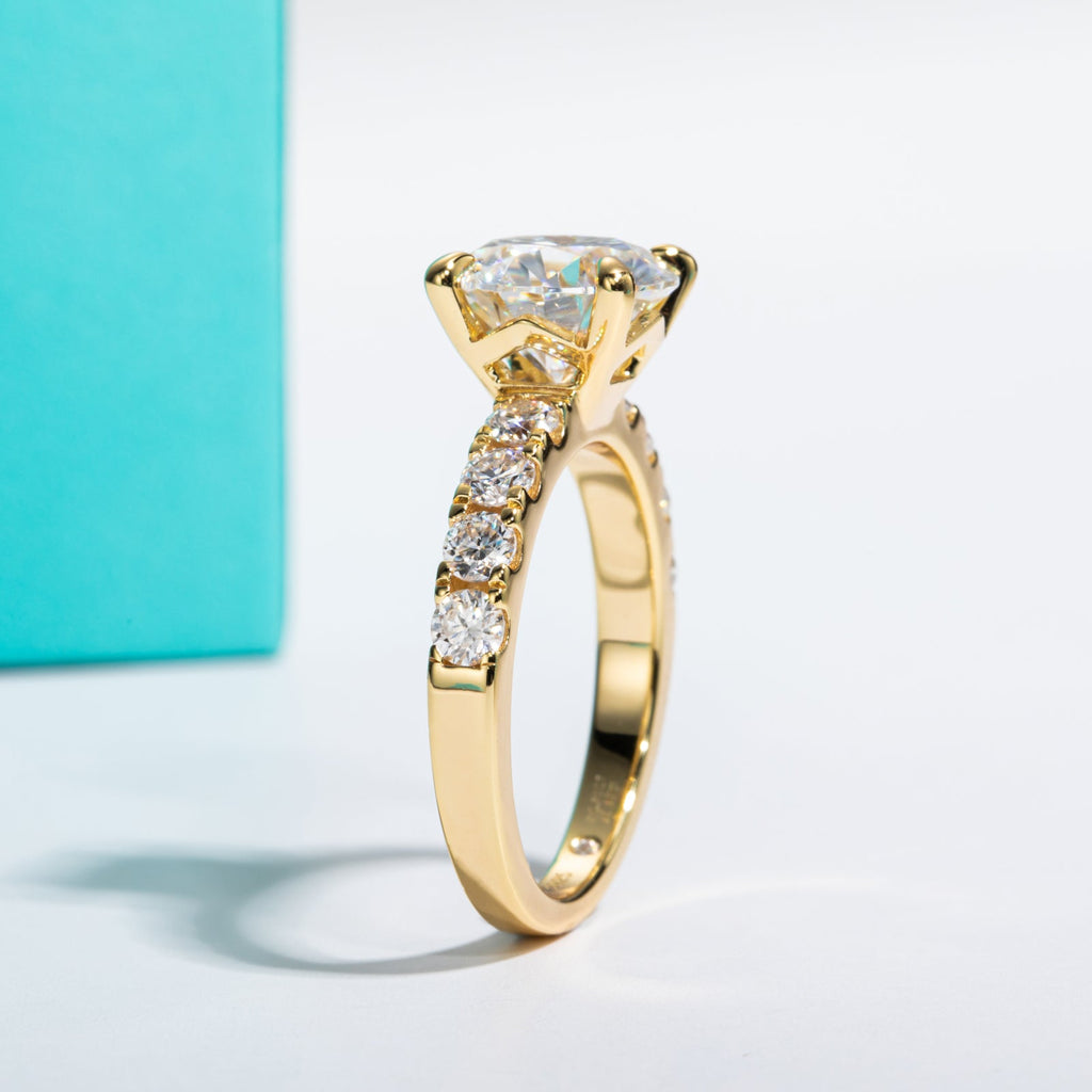 Round Cut Pavé Moissanite Engagement Ring (4.3cttw)