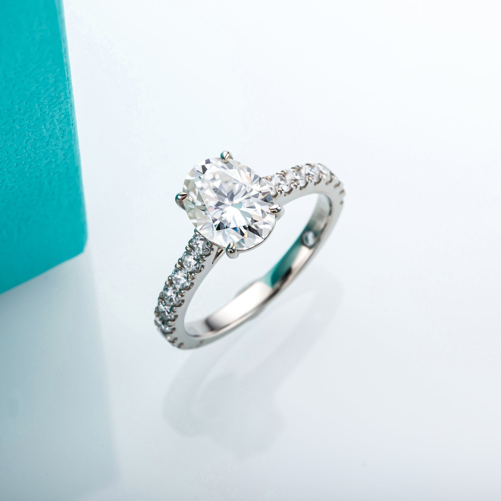 Oval Cut Pavé Moissanite Engagement Ring (2 ct)