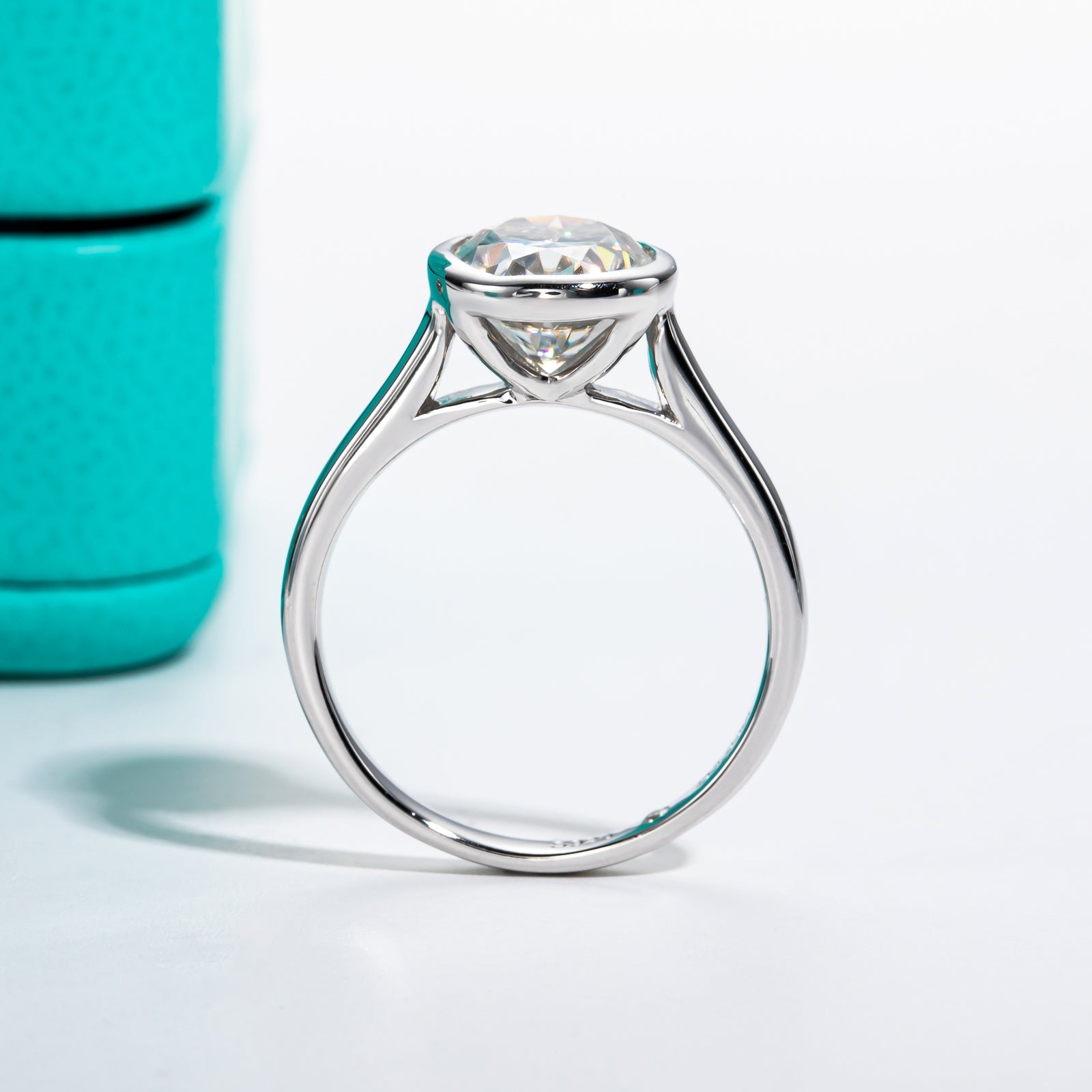 Oval Cut Bezel Moissanite Engagement Ring (3 ct)