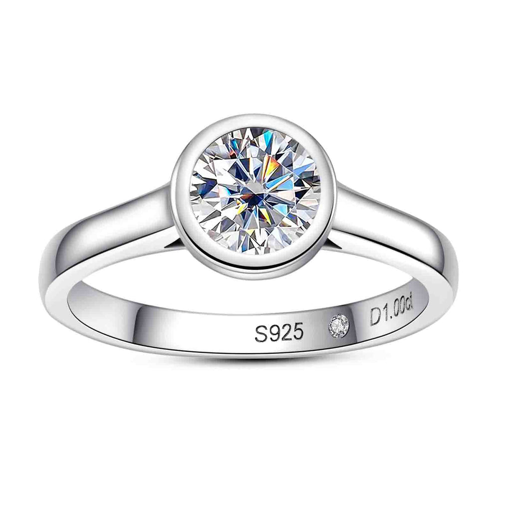Round Cut Bezel Moissanite Engagement Ring (1 ct)