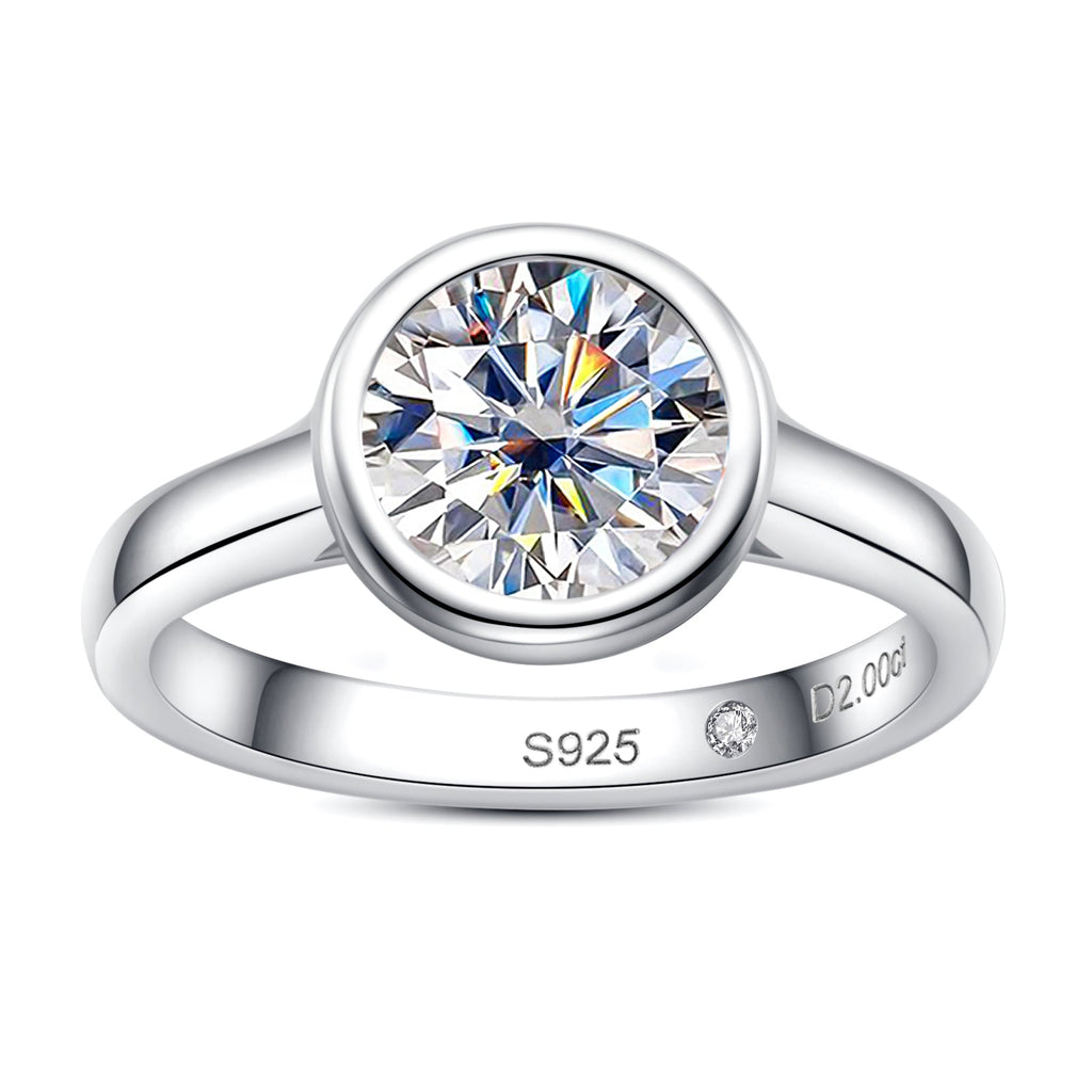 Round Cut Bezel Moissanite Engagement Ring (2ct)
