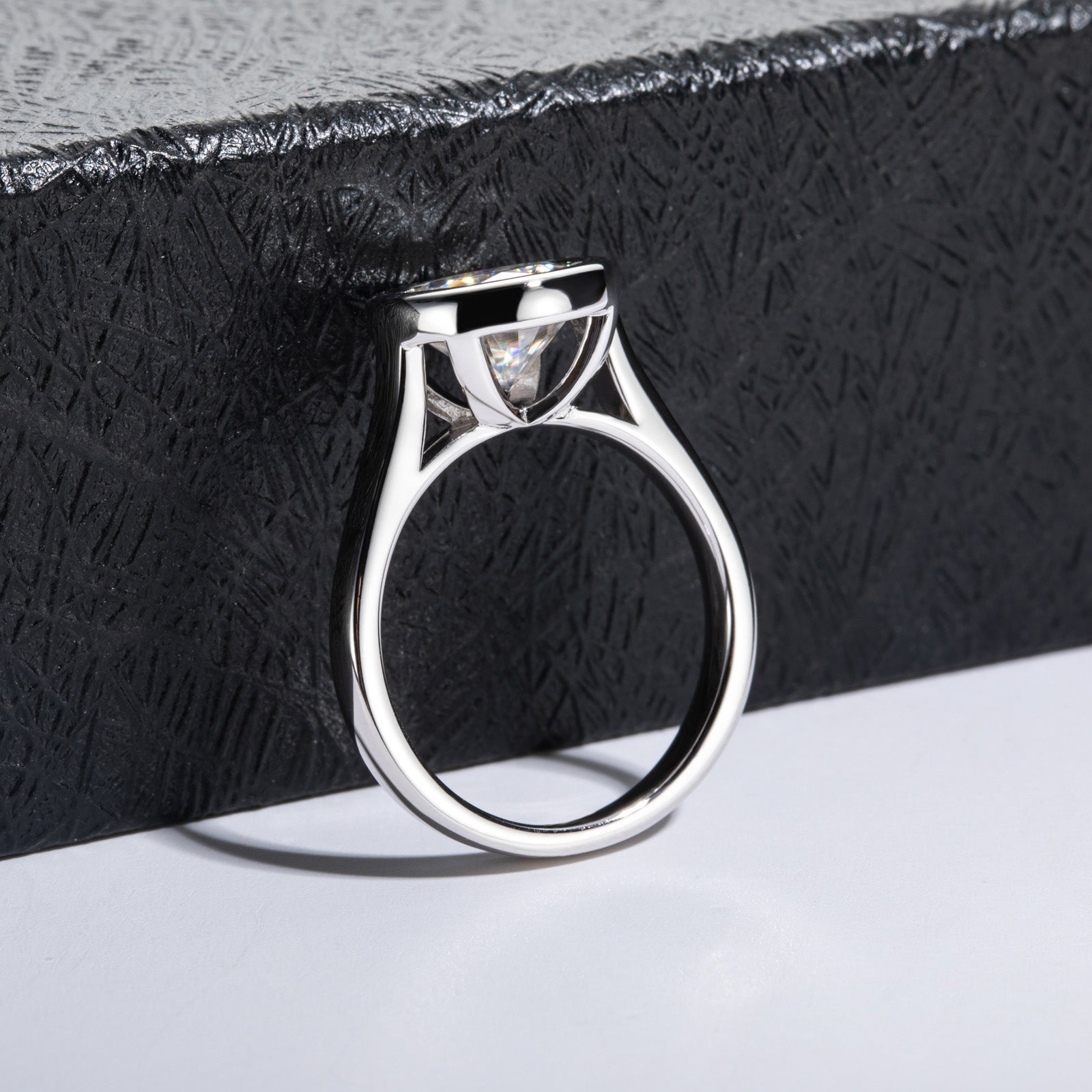 Round Cut Bezel Moissanite Engagement Ring (3ct)