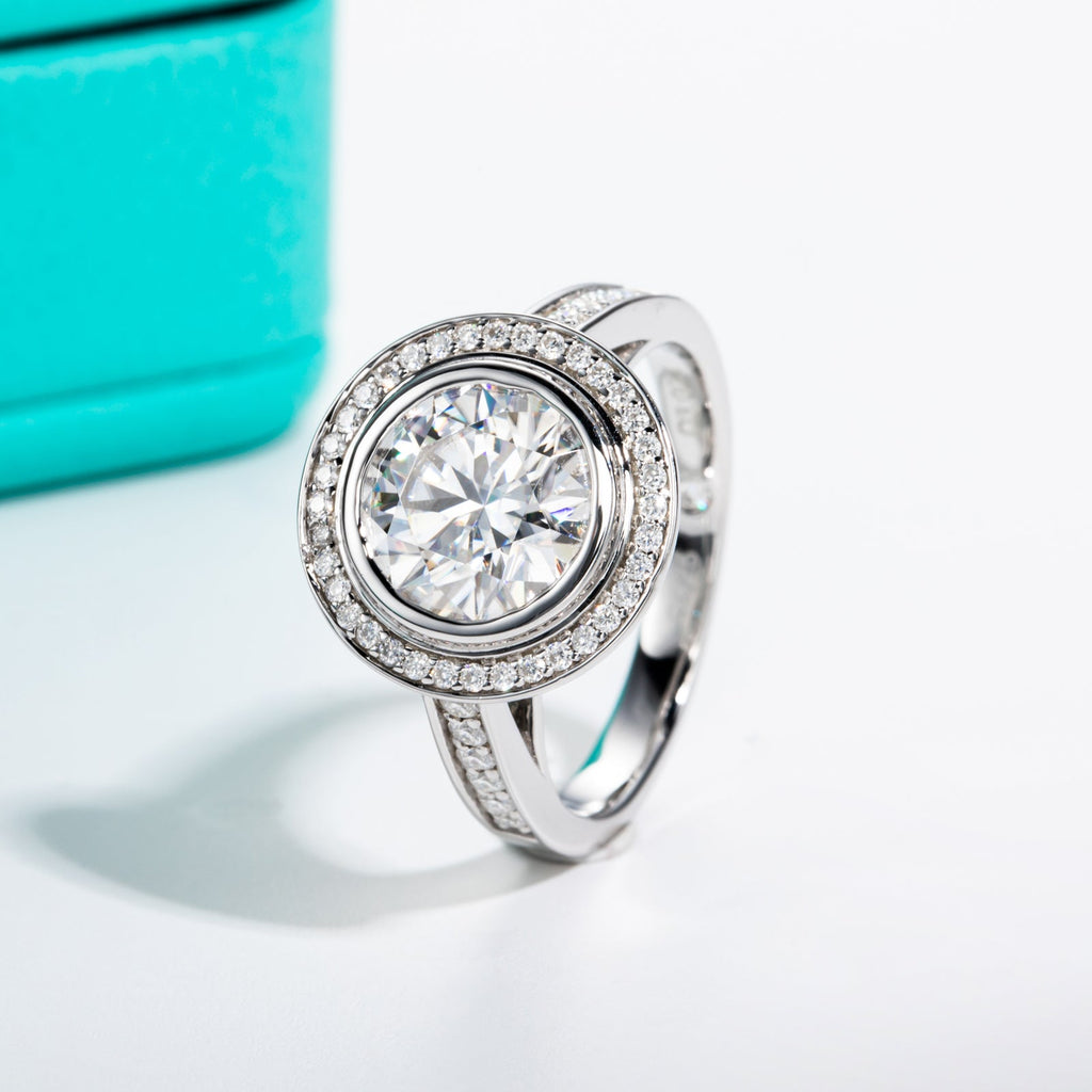 Round Cut Halo Moissanite Engagement Ring (3 ct)