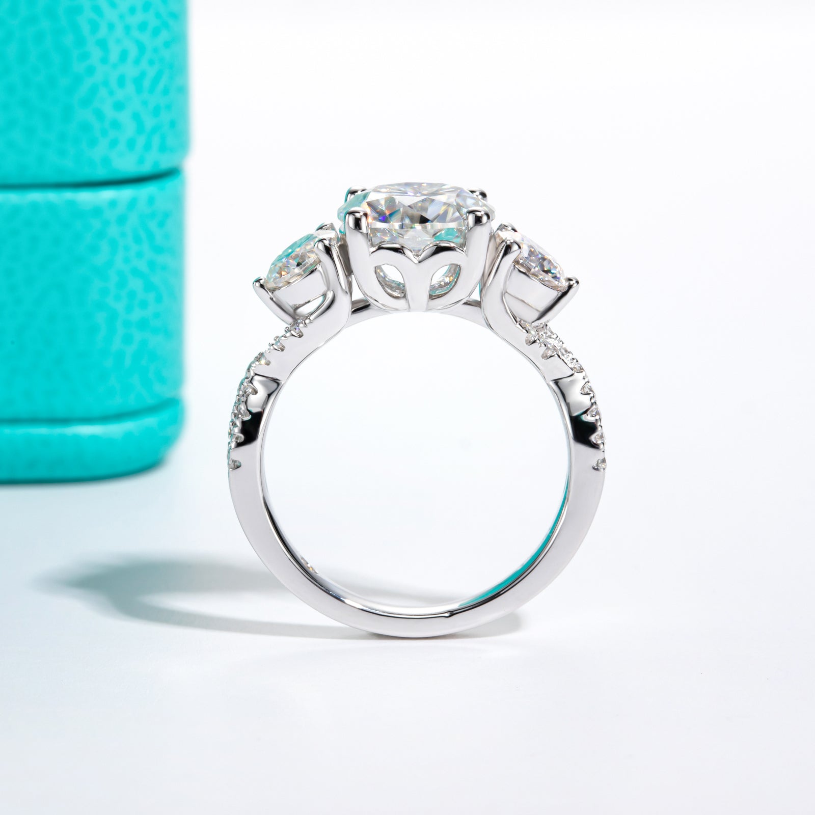 Round Cut 3 Stone Moissanite Engagement Ring (4.25cttw)
