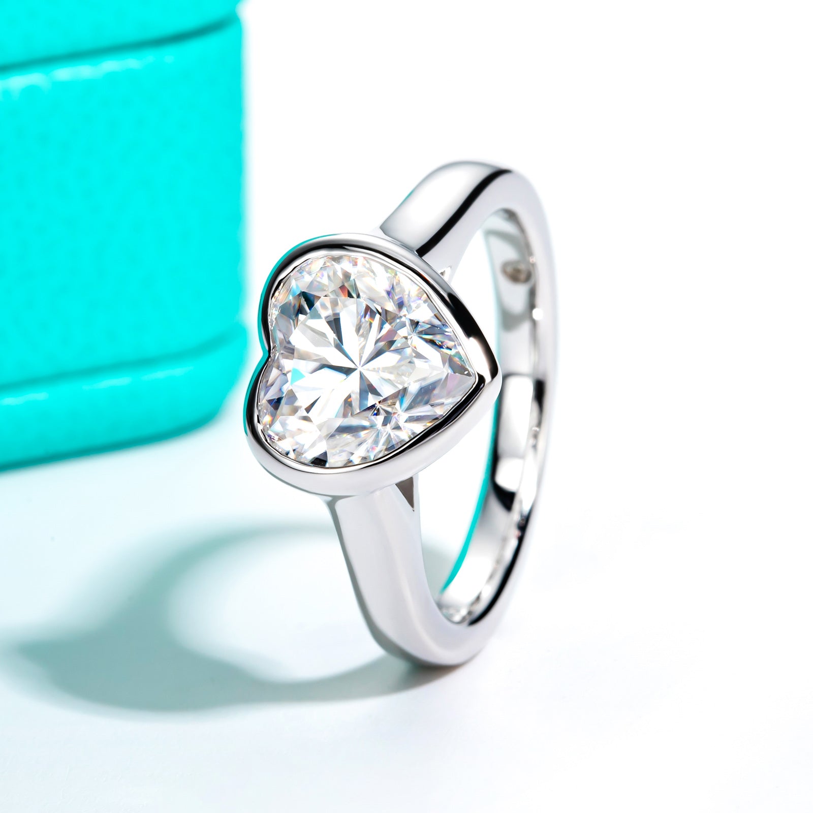 Heart Cut Bezel Moissanite Engagement Ring (3ct)