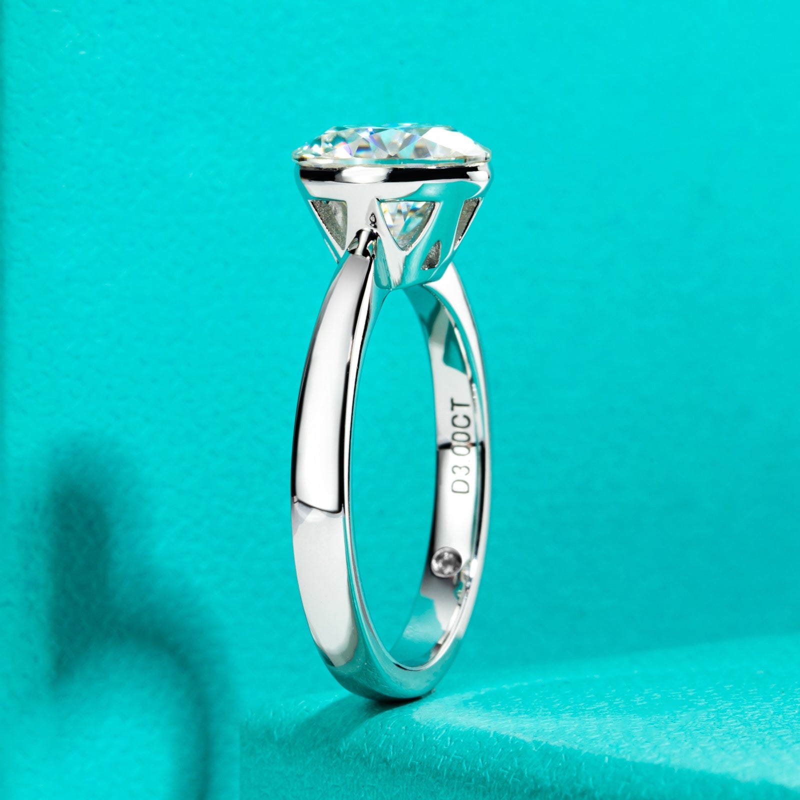 Round Cut Invisible Setting Moissanite Engagement Ring (2/3 ct)