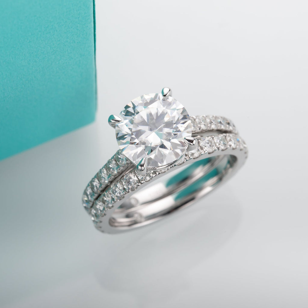 Round Cut Moissanite Engagement Ring Bridal Set (4.3cttw)